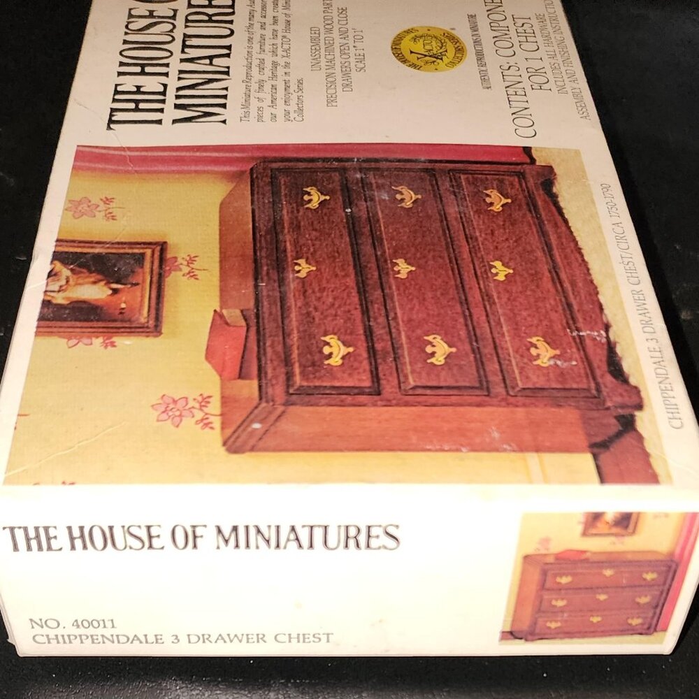 X-Acto The House of Miniatures #40011 Chippendale 3-Drawer Chest
